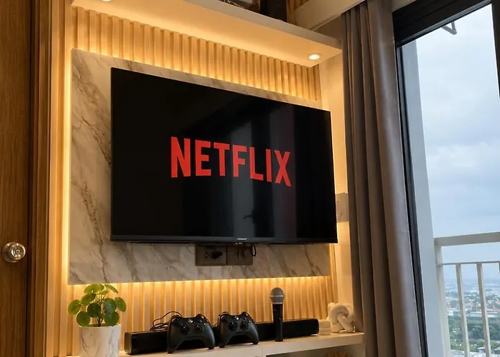Skyway View 2br L Near Naia L Xbox L Netflix