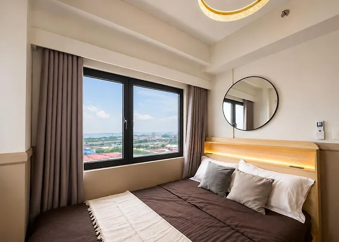 Skyway View 2br L Near Naia L Xbox L Netflix