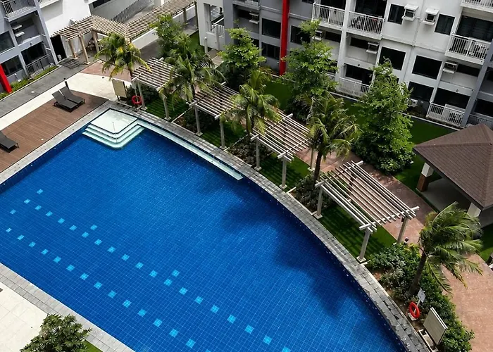 Skyway View 2br L Near Naia L Xbox L Netflix